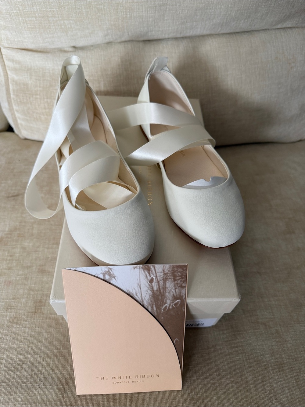 Ivory Ribbon-Tie Ballet Flats